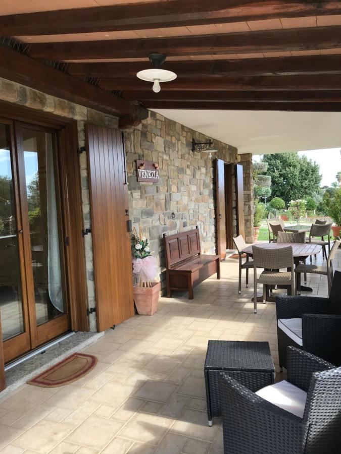 Le Rose Bed & Breakfast Nettuno Bagian luar foto